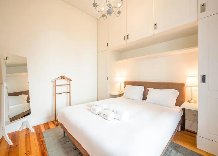 Classy Duplex In Historic Διαμέρισμα *