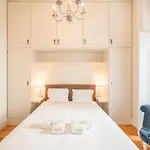 Classy Duplex In Historic ליסבון